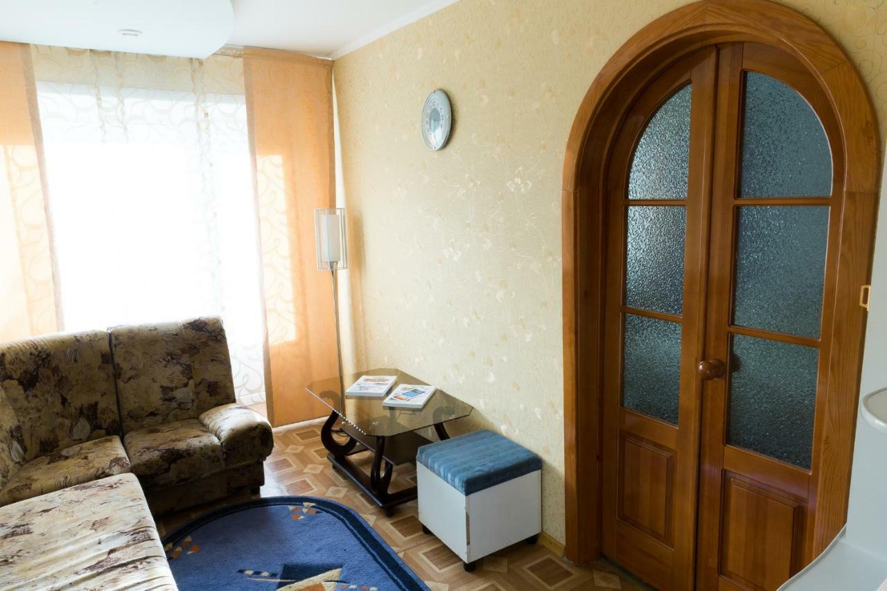 Tourist Hotel Ustʼ-Kamenogorsk Extérieur photo