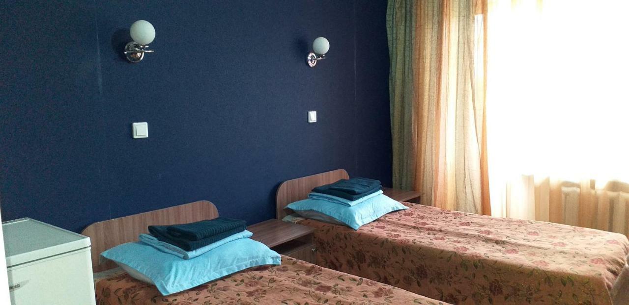 Tourist Hotel Ustʼ-Kamenogorsk Extérieur photo